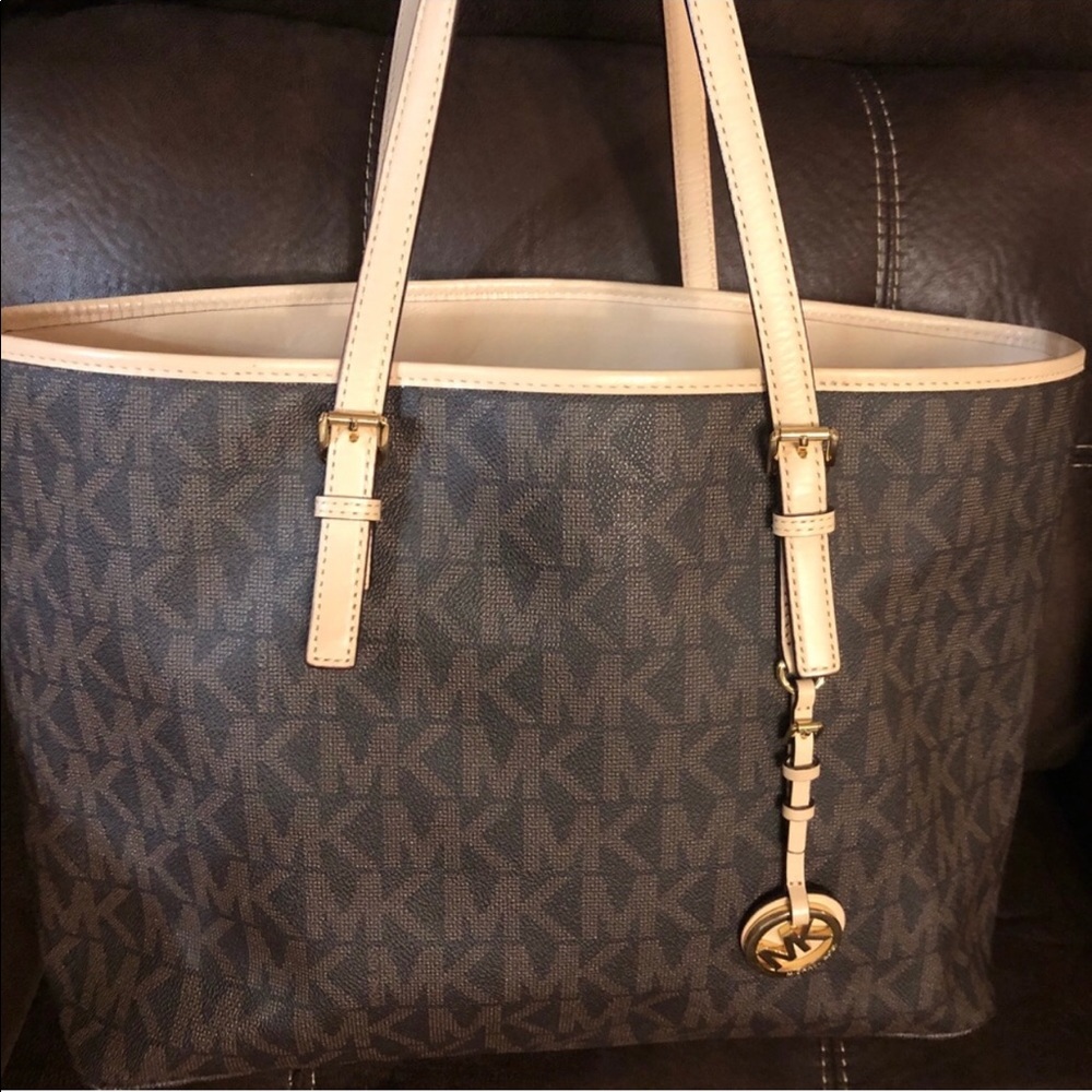 Mk purse
